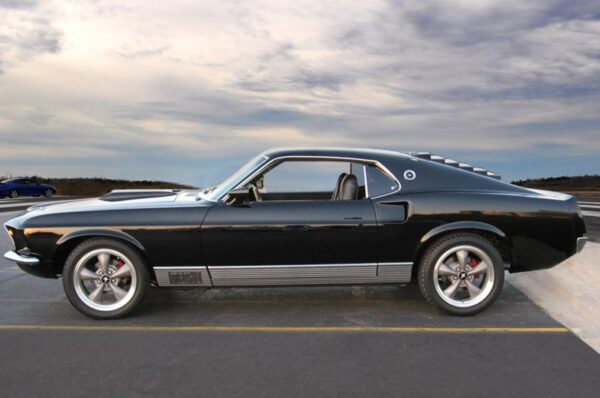 ar-ar105m-torq-thrust-m-anthracite-with-machined-lip-ford-mustang-1969