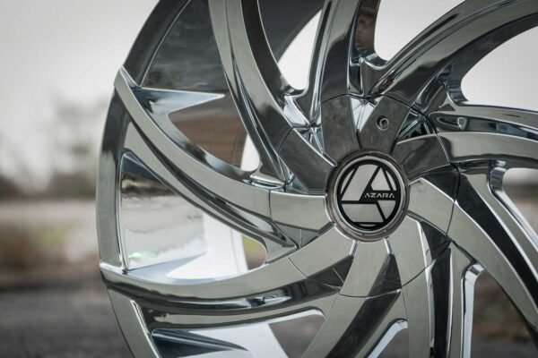 azara-aza-503-chrome-lifestyle-close-up