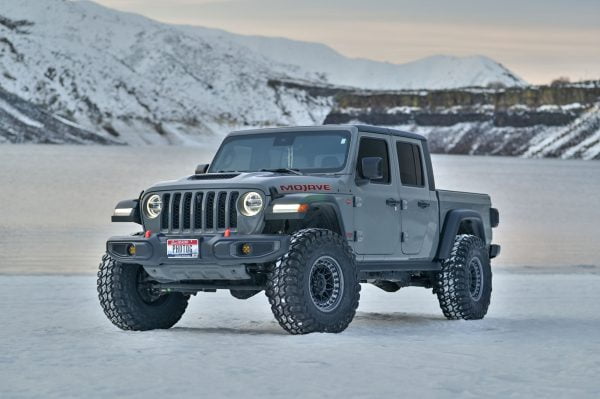 black rhino-alpha-br008ma-17×9-matte black matte gunmetal lip-2021 jeep gladiator 13