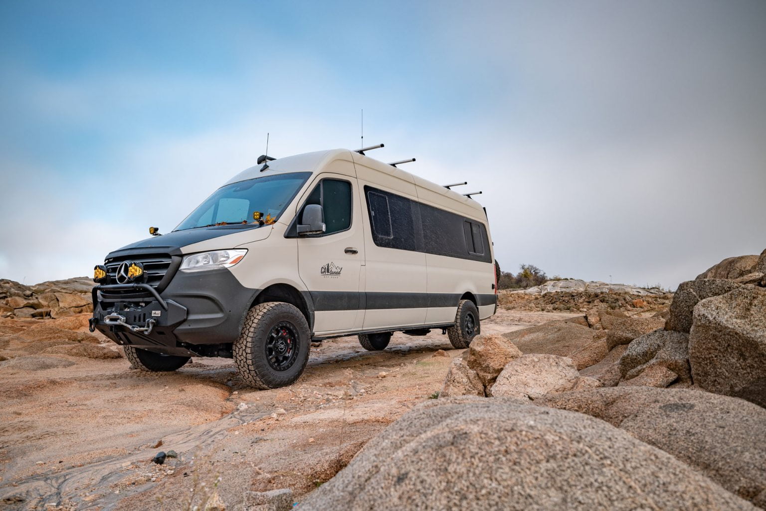 BLACK-RHINO-VENTURE-BEADLOCK-MATTE-BLACK-SPRINTER-11