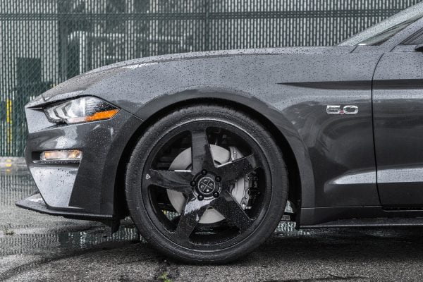 blaque-diamond-bd-15-gloss-black-ford-mustang-3