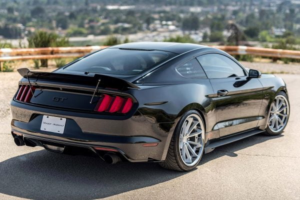 blaque-diamond-bd-23-silver-ss-lip-ford-mustang-gt
