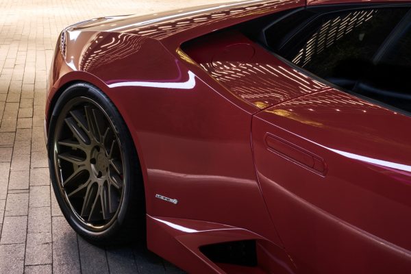 blaque-diamond-bd-27-matte-bronze-gloss-black-lip-lamborghini-huracan-3