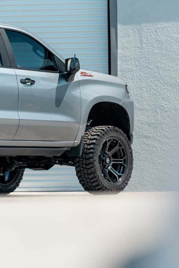 CHEVROLET-SILVERADO-4PLAY-WHEELS-4P70-RIMS-22X10-35X12-2