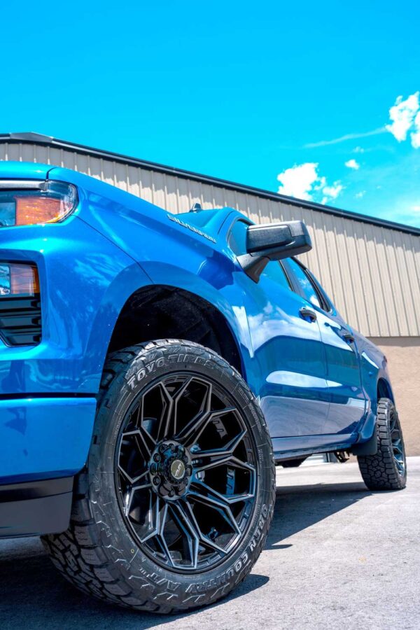CHEVROLET-SILVERADO-4PLAY-WHEELS-4P83-22X10-11