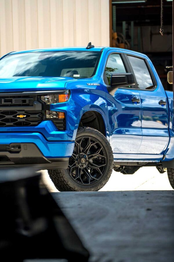 CHEVROLET-SILVERADO-4PLAY-WHEELS-4P83-22X10