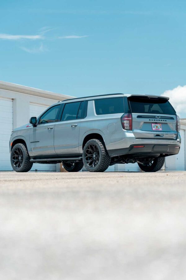 CHEVROLET-SUBURBAN-4PLAY-WHEELS-4P55-RIMS-22X10-33X12