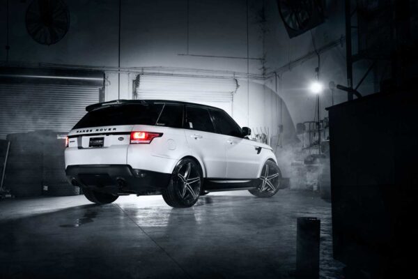 LandroverRangerover2014White22inchXOSTThomas_BrushedMatteBlack-3