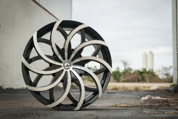 azara-aza-504-gloss-black-machined-face-lifestyle-close-up